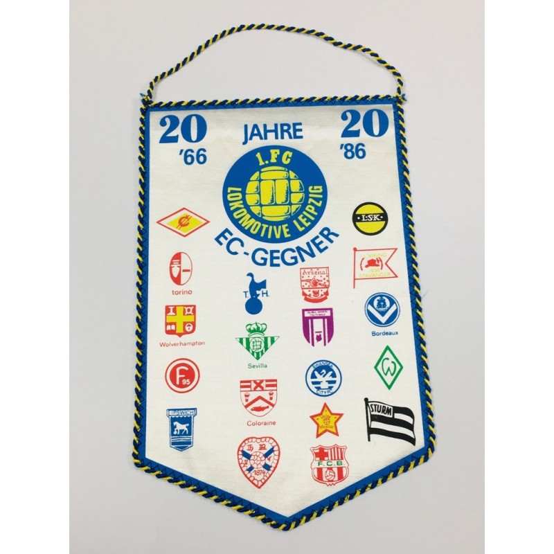 Fanion 1.FC Lokomotive Leipzig Vs OM - Finale Coupe Des Coupes 1987 - Parfait état