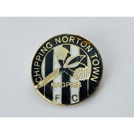 Pin Chipping Norton Town FC (ENG)