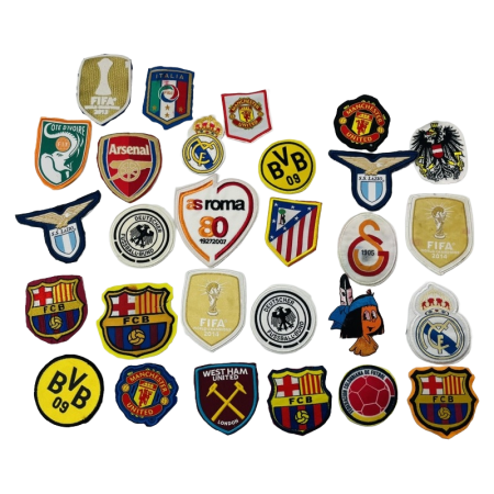 Aufnäherkonvolut, 29 Stück