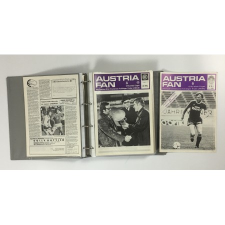 Konvolut 45 Vereinsmagazine Austria Wien "Austria Fan", 1975 - 1984