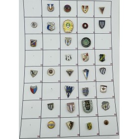 Pins rumänischer Vereine